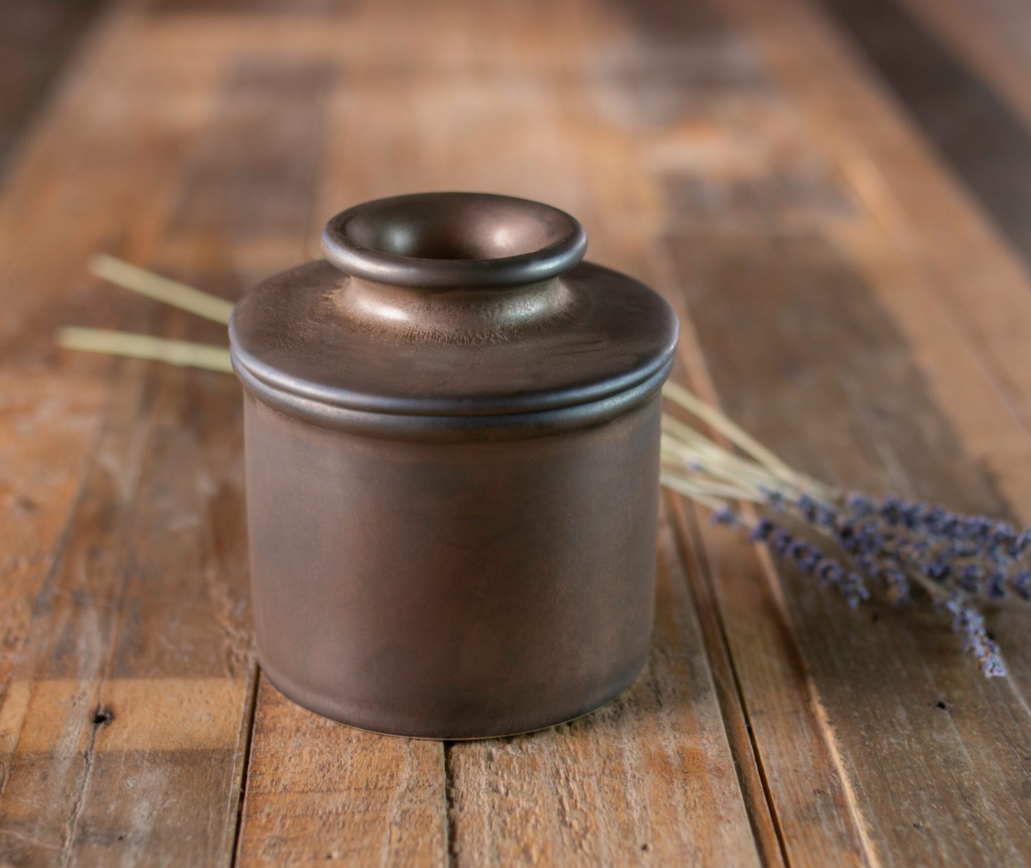 Butter Bell® Bronze Reactive Glaze Matte